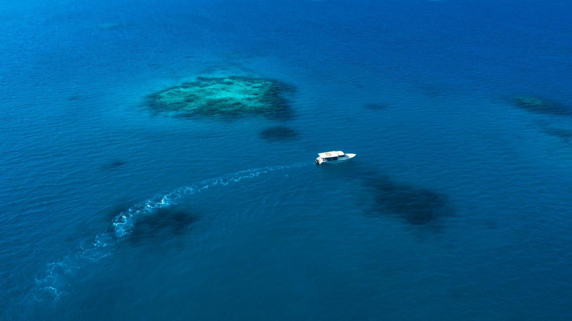 Taj Exotica Resort & Spa, Maldives Emboodhu Finolhu Exterior photo