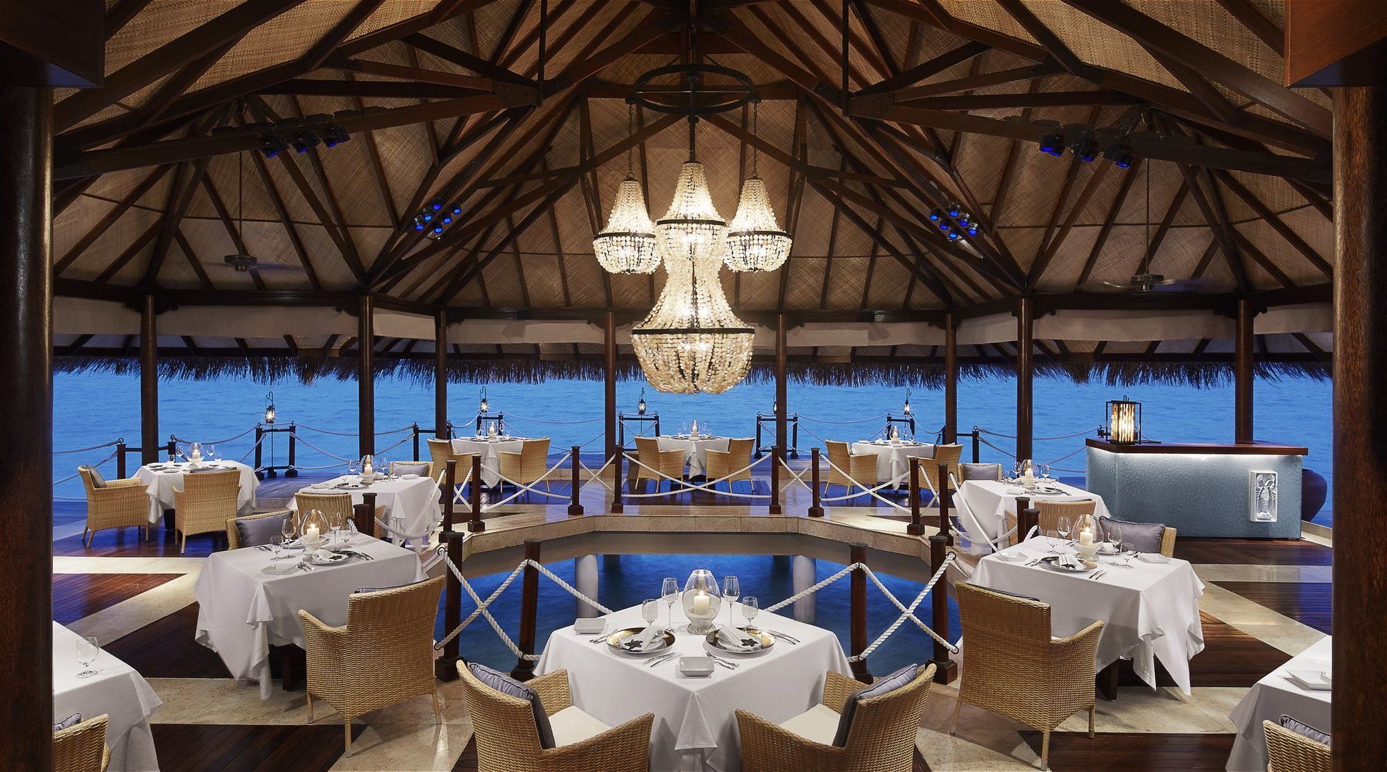 Taj Exotica Resort & Spa, Maldives Emboodhu Finolhu Restaurant photo