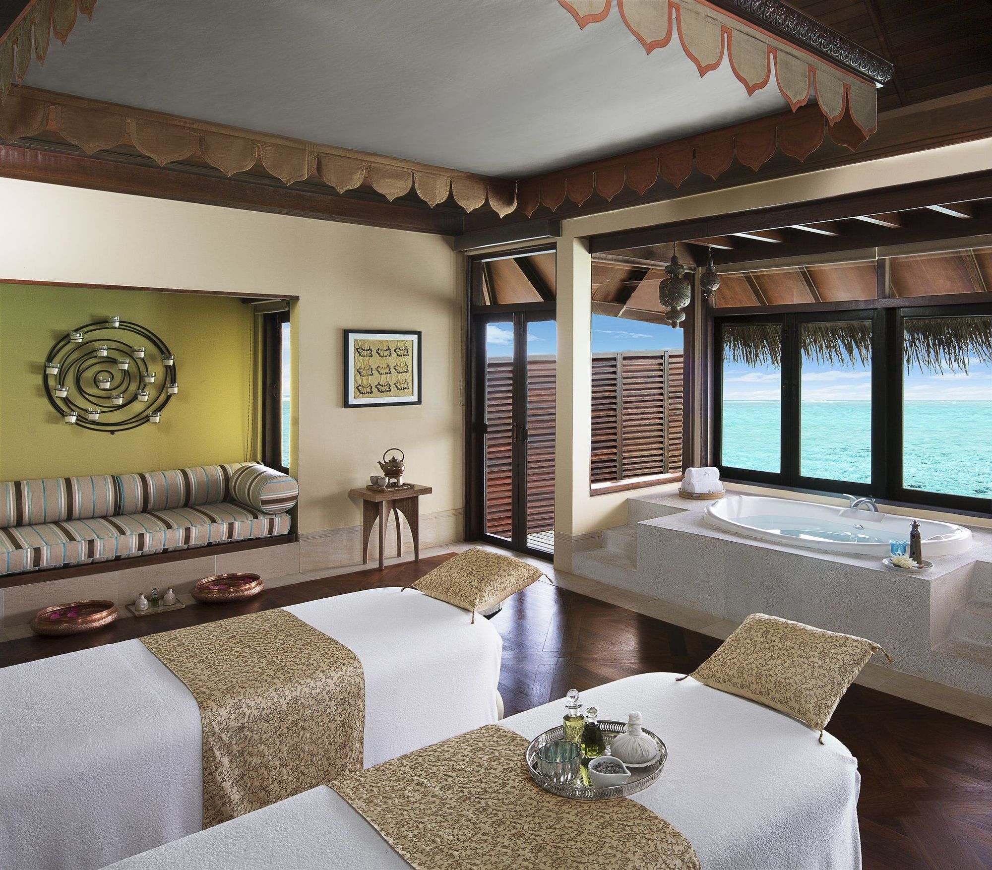 Taj Exotica Resort & Spa, Maldives Emboodhu Finolhu Room photo